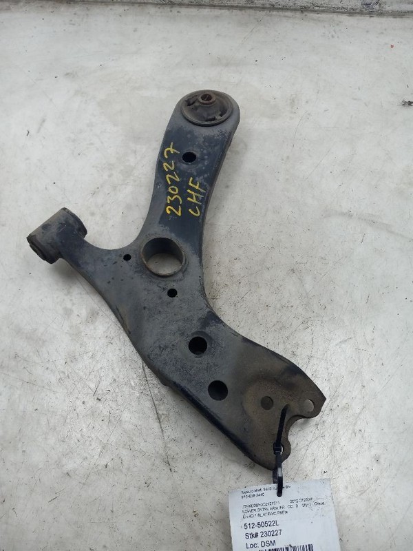 11-17 LEXUS CT200H PREMIUM FRONT DRIVER LEFT LOWER CONTROL ARM
