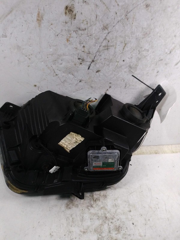 2015 Ford Edge Right Headlight Assembly Silver 328617 86K Mileage Used