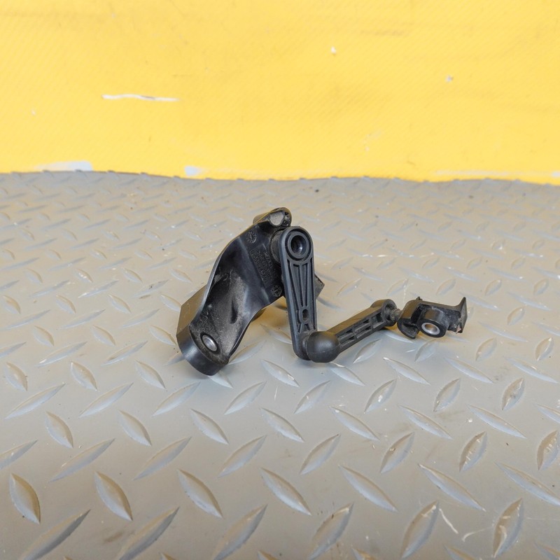 2021-2025 TESLA MODEL S REAR LEFT SIDE AIR SUSPENSION HEIGHT SENSOR 1420974-00-B