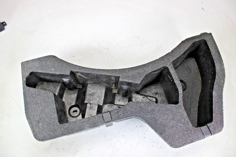 2005-2010 SCION TC REAR LEFT LHTRUNK STYROFOAM JACK STORAGE BOX MOLDING OEM