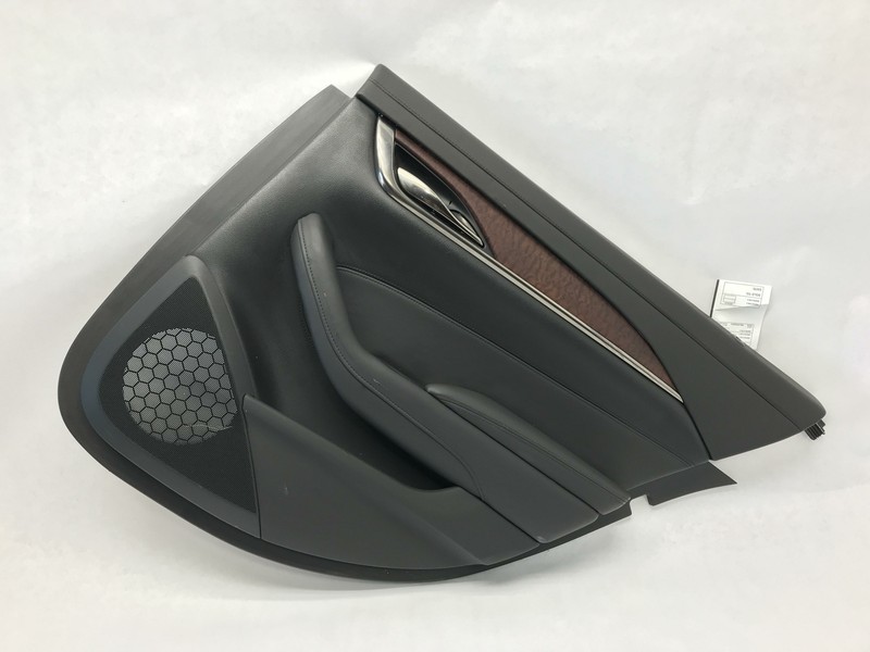 16 17 CADILLAC CTS V SPORT DOOR PANEL REAR RIGHT RH PASSENGER SIDE OEM BLACK