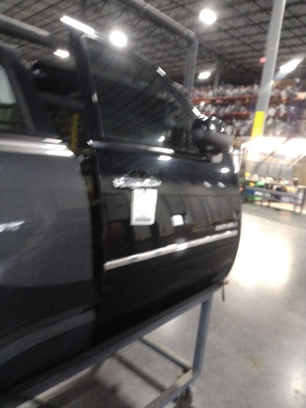 2013 GMC Yukon XL 1500 Right Front Door Black 511145 Used 189k Miles
