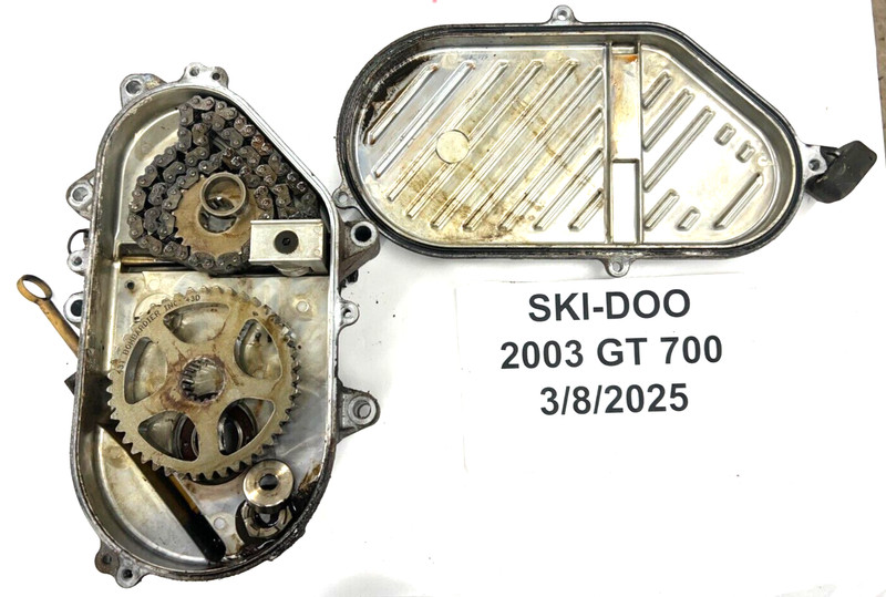 Ski-doo MXZ Renegade Grand Touring 500-800 Chaincase Assy 504152064 1999-2003