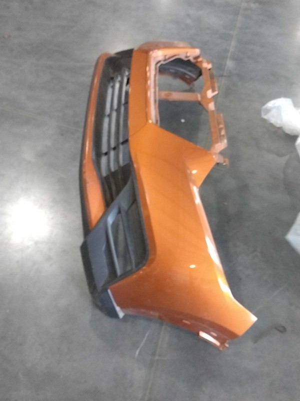 2019 Nissan Kicks Front Bumper Assembly Orange OEM 69K Miles NJ25-17716-444838