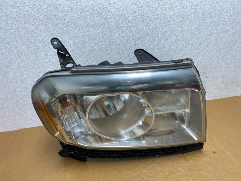 2009 2010 2011 Honda Pilot Right Passenger RH Halogen Headlight AD9070 DW