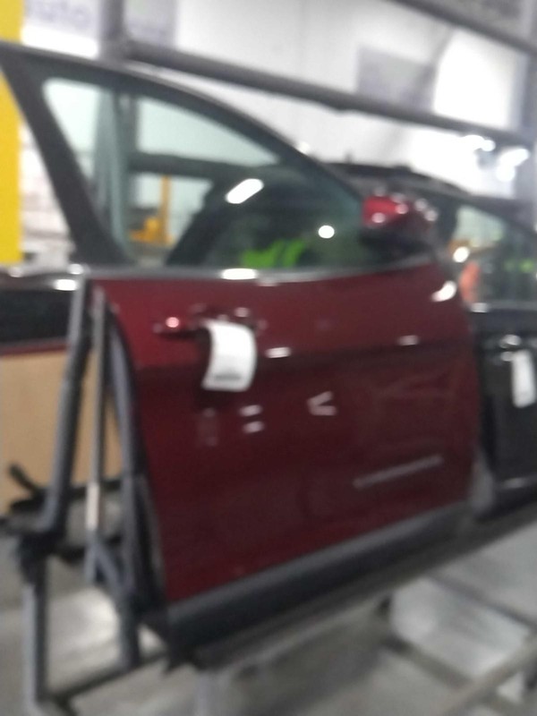 2019 Jeep Cherokee Right Door Red 4DR SUV Used OEM Part 697035 93000 Miles