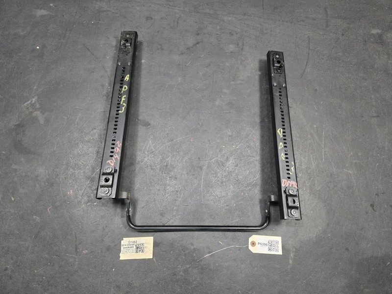 Front Right Seat Track Rails Set 2019 Dodge Charger 2015 2016 2017 2018 - 2023