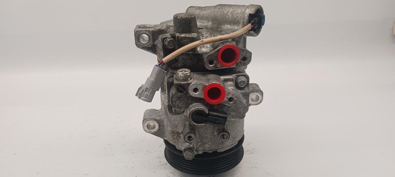 19 SUBARU CROSSTREK AC Compressor automatic control 30k miles OEM
