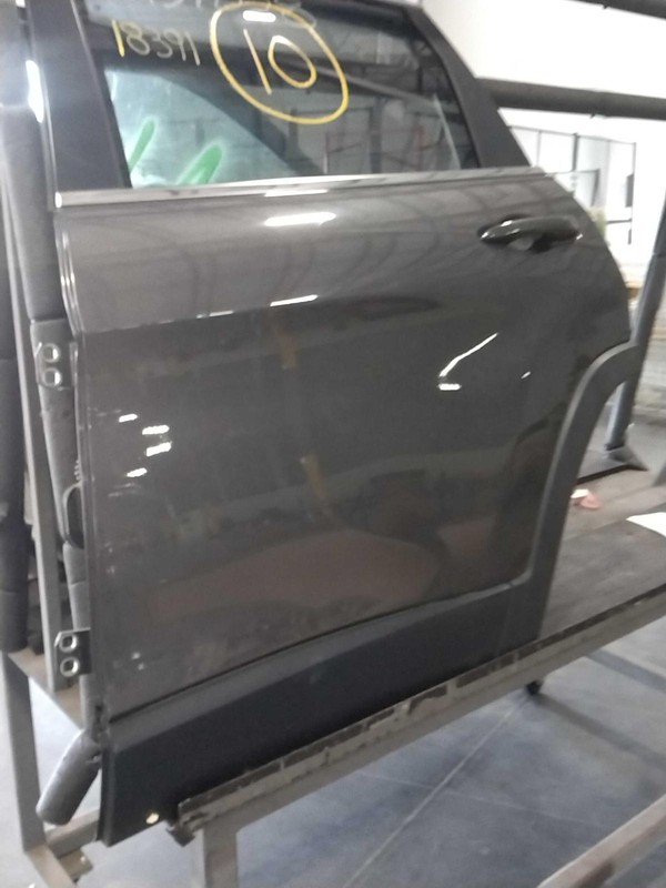 2019 Jeep Cherokee Left Door Grey OEM Used 4DR SUV 467057 70000 Miles