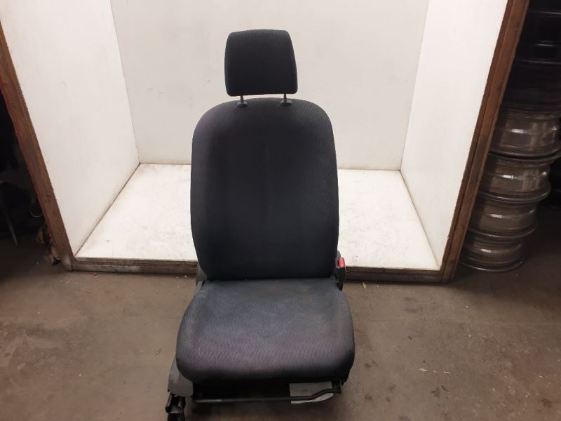 07-08 TOYOTA YARIS FRONT PASSENGER SIDE BLACK FD12 CLOTH BUCKET SEAT ASSEMBLY
