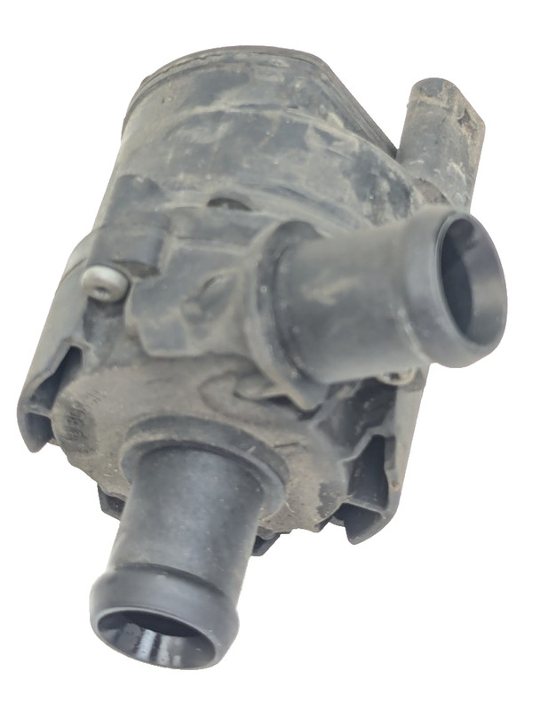2018 Jaguar X761 F-Pace Auxiliary AUX Circulation Water Pump DX2318D474AC