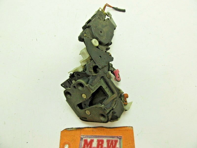 DOOR LATCH PASSENGER RIGHT REAR BACK POWER LOCK ACTUATOR for 93-01 IMPREZA SEDAN