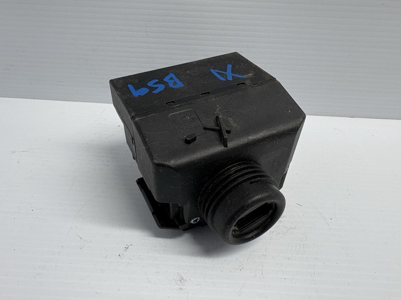03-11 Mercedes W211 E500 E550 E63 AMG Ignition Switch Control Module OEM