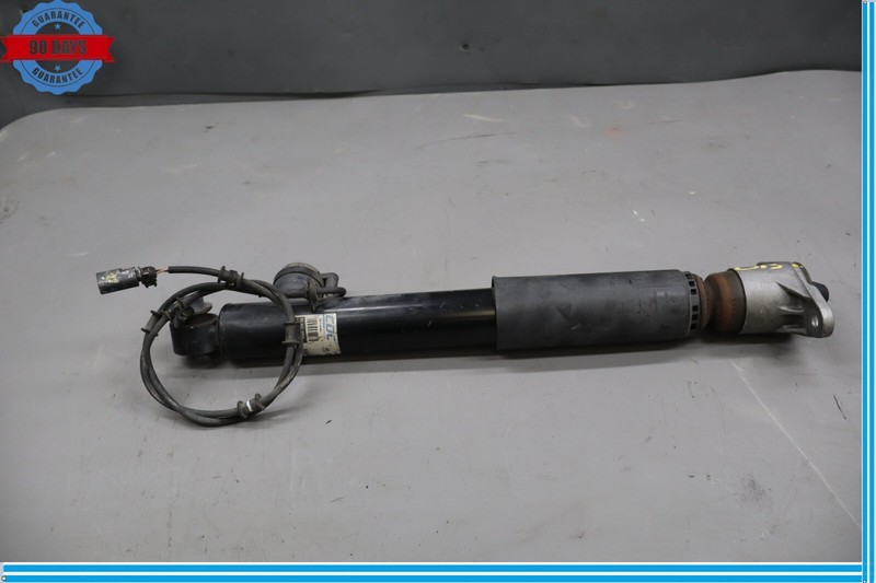 11-16 Hyundai Equus Rear Left Driver Side Shock Strut Absorber 55310-3N510 Oem