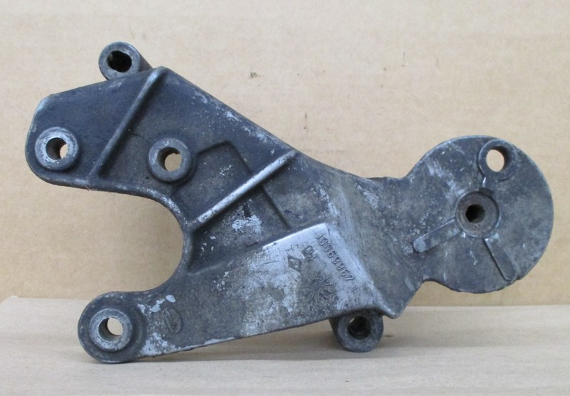 1990-1995 OEM CHEVY ASTRO GMC SAFARI 4.3L POWER STEERING PUMP BRACKET 10069967