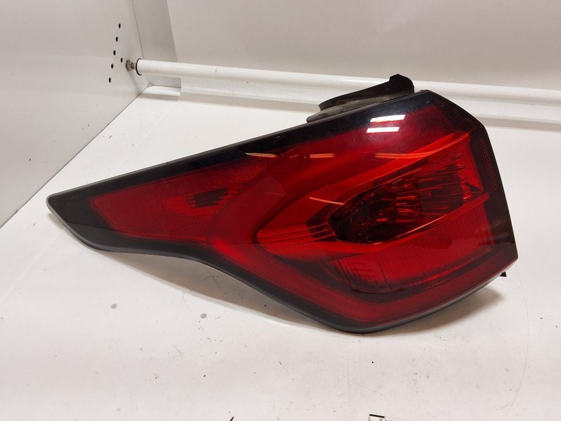 Driver Tail Light Quarter Panel Mounted Bright Red Lens Fits 19 ESCAPE 3470209