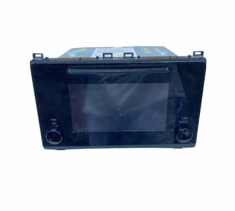 Toyota Corolla radio am fm 17 19 display screen & receiver OEM 8614002520 100639