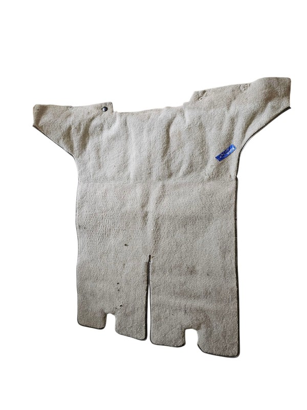 1985 CORVETTE C4 TrunkORIGINAL MOULDED CARPET