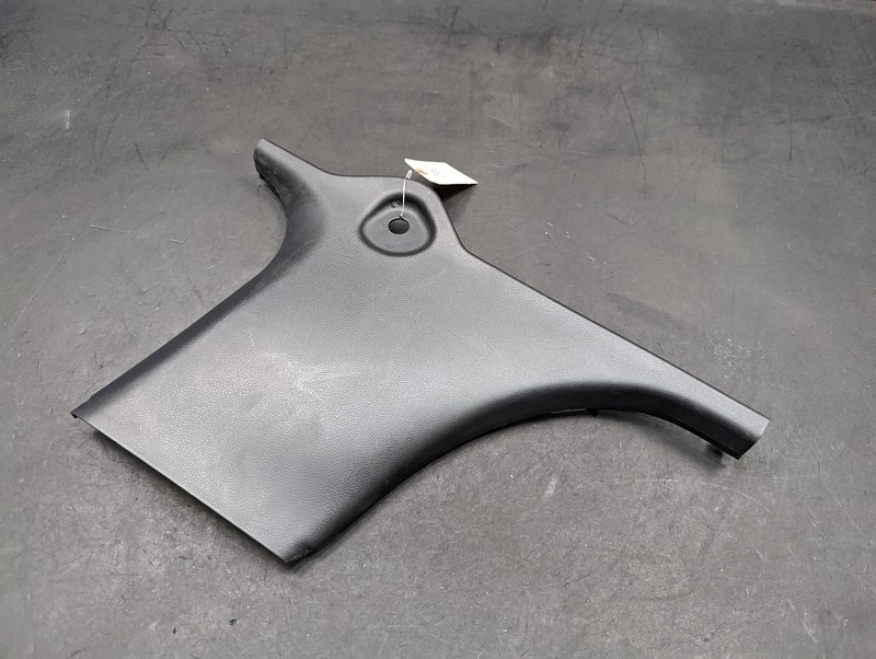 Center Right B Pillar Lower Trim Panel 2018 Mercedes CLA 250 2014 2015 - 2019