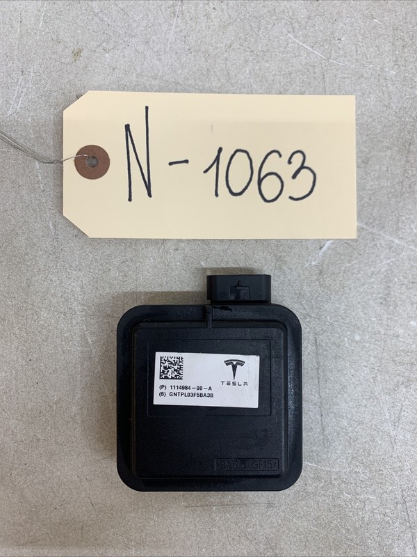 ⚡️TESLA 3 Chassis HOMELINK MODULE ID 1114984-00-B 1114984-00-A 1063 B123