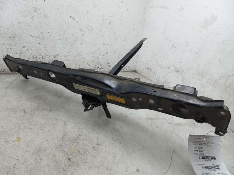 03 04 05 TOYOTA ECHO UPPER CENTER TIE BAR WITH LATCH