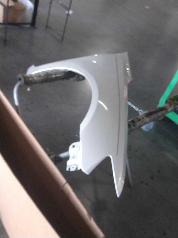 2009 Lincoln MKZ Right Fender Silver 291963 Used 121K Miles OEM Quality