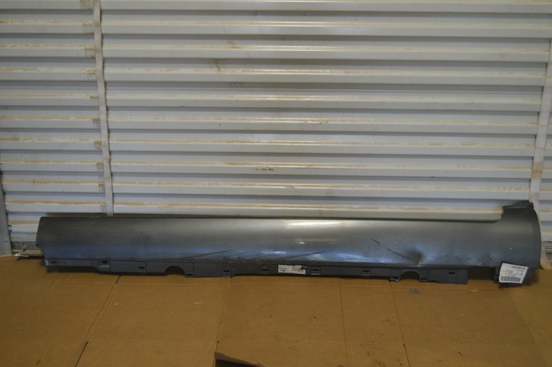 2007-2009 AUDI S8 A8 RIGHT PASSENGER SIDE ROCKER PANEL MOLDING SKIRT GRAY OEM