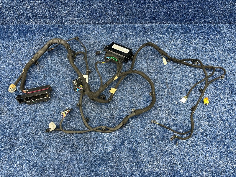 2016-2019 BUICK CASCADA OEM SEAT HEAT CONTROL MODULE 13577725