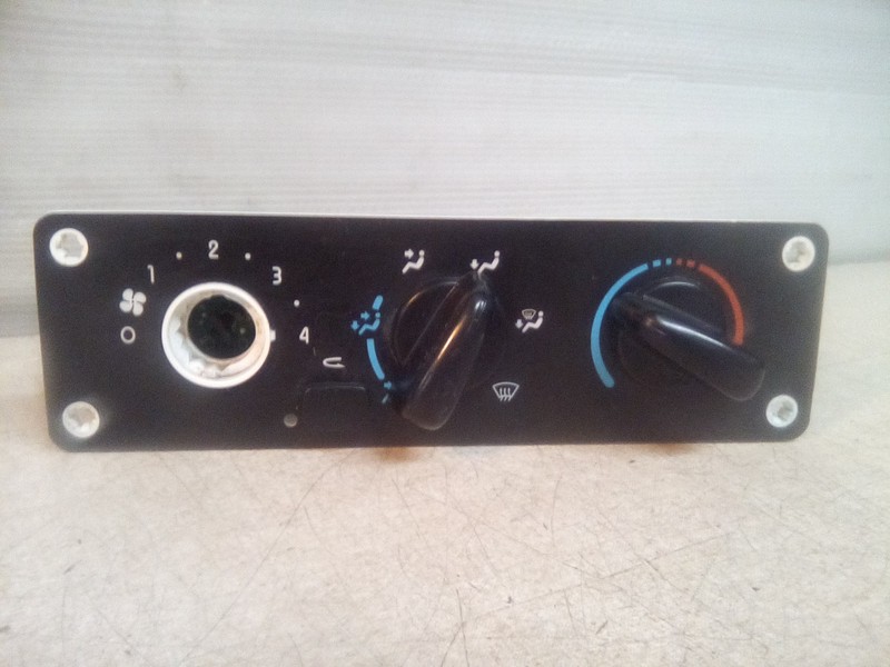 Freightliner M2 OEM A22-57054-007 Climate Control "MISSING KNOB"