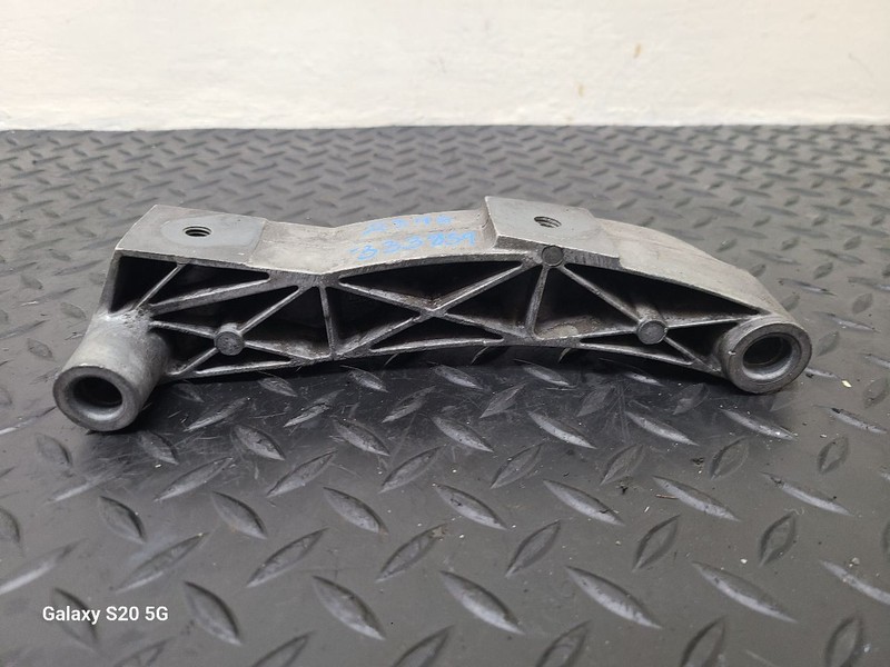 2008 Buick Enclave 3.6L Engine Strut Side Bracket OEM 15115355