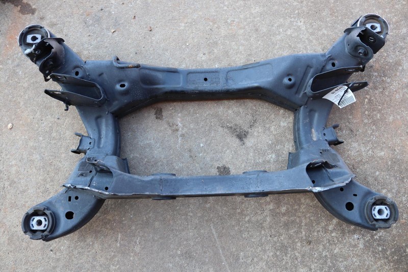 2018-2022 CHEVY TRAVERSE FWD 3.6L REAR SUSPENSION CROSSMEMBER SUBFRAME OEM