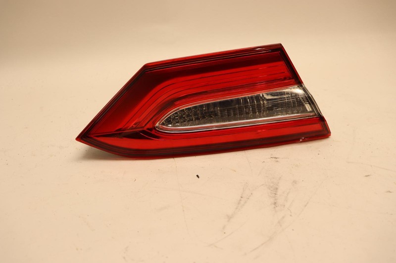 2018-2024 TOYOTA CAMRY REAR LFET DRIVER TRUNK LID INNER TAIL LIGHT LAMP OEM