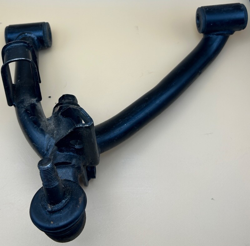 1985 Suzuki Quadrunner LT250E LT250 LT 250 Right Front A Arm Control Support Top