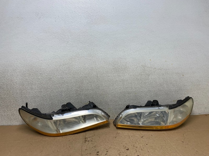 1998 to 2002 Honda Accord Left+Right Set Side Headlights W2965 DW