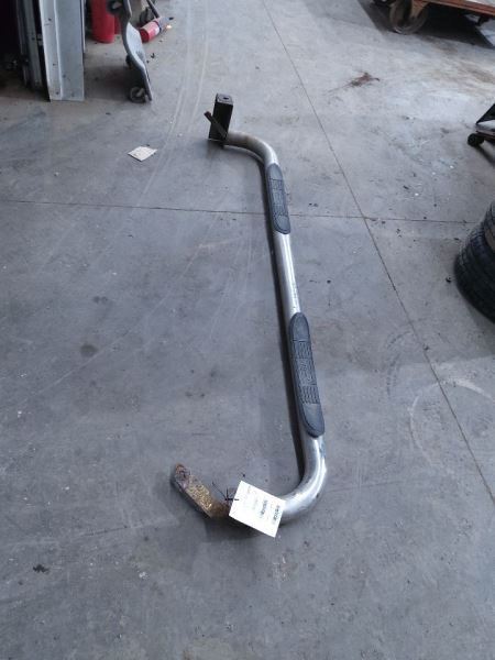 SIERRA150 2005 Running Board 252253