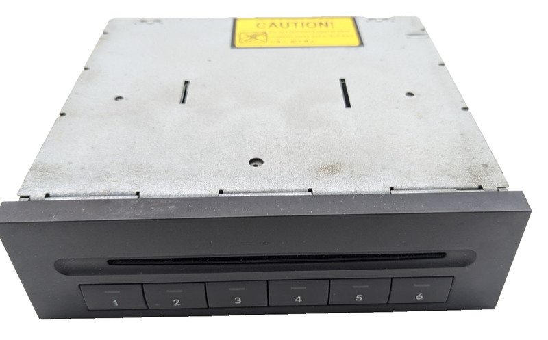 03-13 Mercedes W211 E350 R350 CLS550 SLK280 Radio 6 Disk CD Changer Player OEM