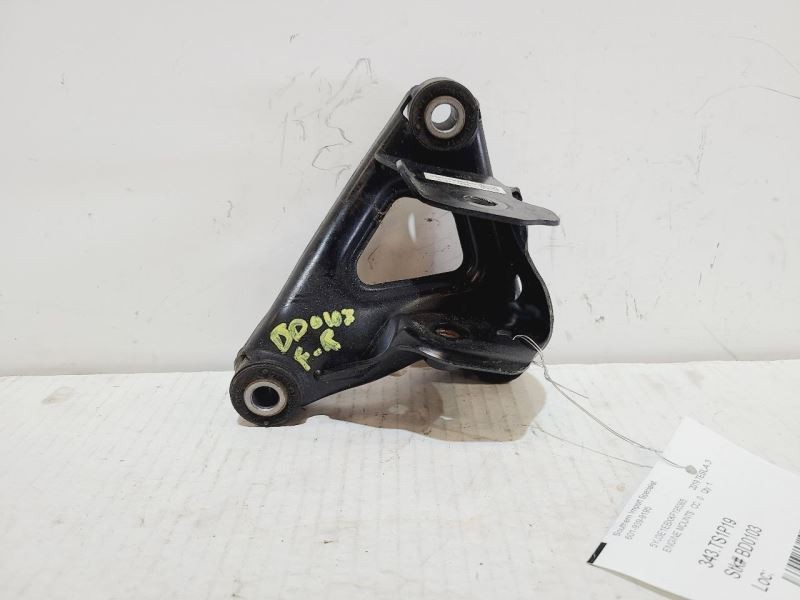 RIGHT FRONT ENGINE MOUNT FITS 2019 TESLA MODEL 3 568942