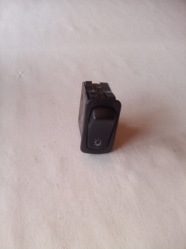 Mack 1MR4323M61 Headlight Switch