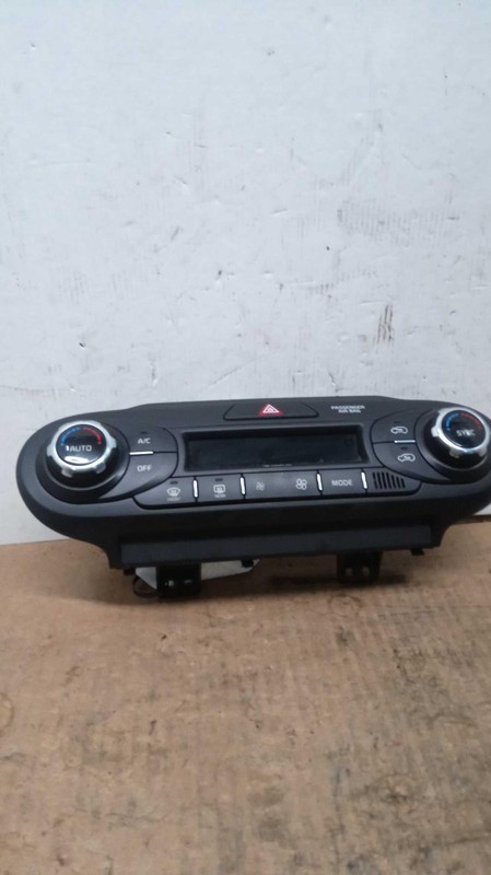 2016 KIA Sorento A/C Selector Switch OEM Grey 97250C6300 118K Miles