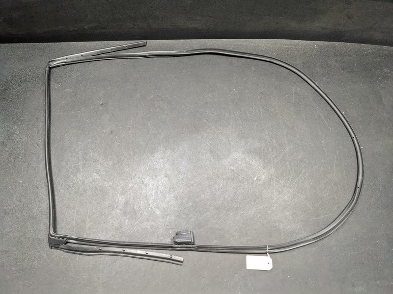 Rear Right Door Weatherstrip 2013 Infiniti JX35 82830-3JA0A 2014
