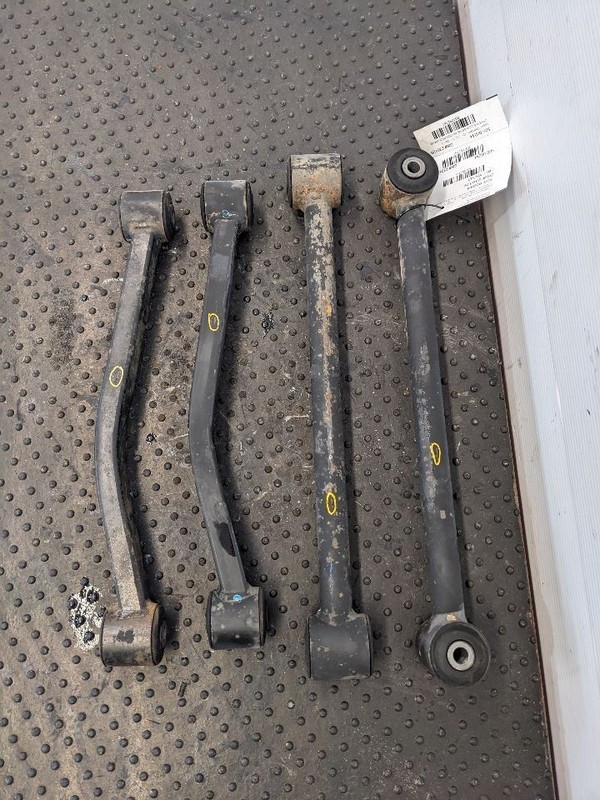 Jeep JK Wrangler OEM Upper and Lower Rear Control Arms 2007-2018 1092141