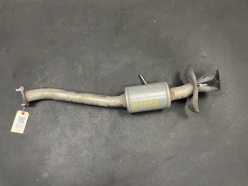Right Exhaust Tail Pipe 2018 Acura MDX 18330-TZ5-A01 2017 2019 2020 X