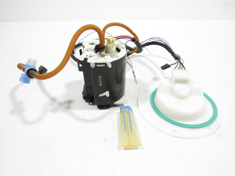 14-18 Aston Martin Vanquish 2014 Fuel Pump Assembly :Y