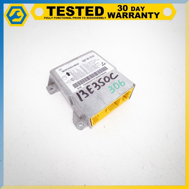 14-17 Mercedes C207 RESTRAINT DIAGNOSTIC COMPUTER MODULE SRS UNIT OEM 2079012500
