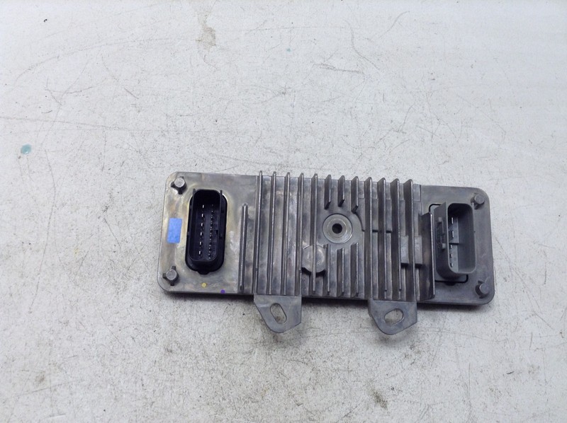 20-24 TESLA MODEL Y PERFORMANCE TRAILER HITCH CONTROL MODULE UNIT OEM