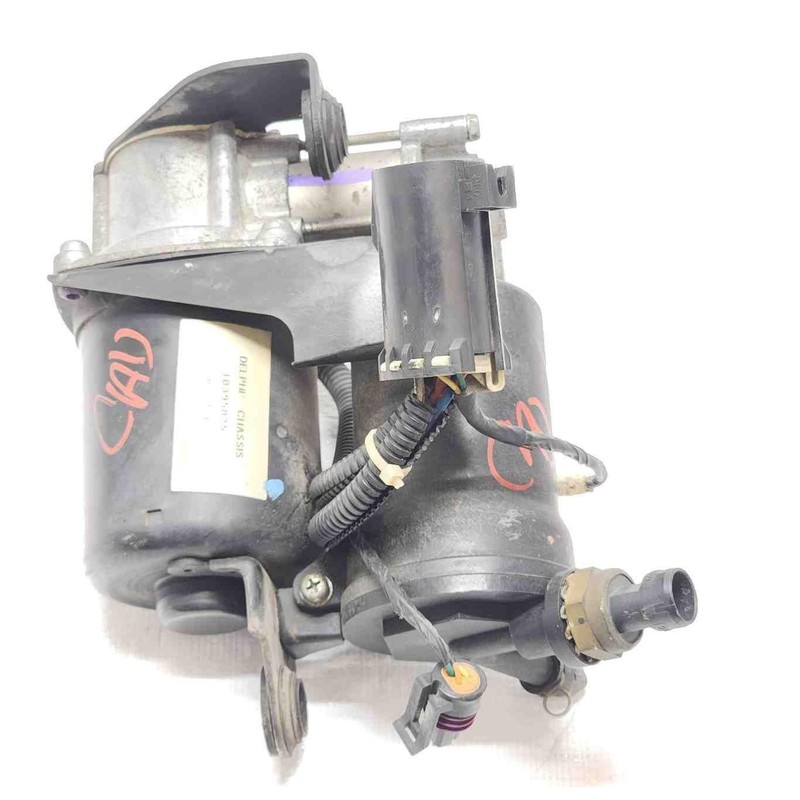 2005 Yukon 5.3L Air Ride Compressor OEM 10395825