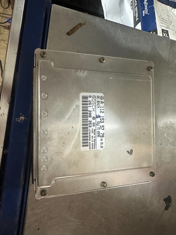03-06 Mercedes C230 C320 C32 C240 S350 ML350 ENGINE COMPUTER ECU 1121535779