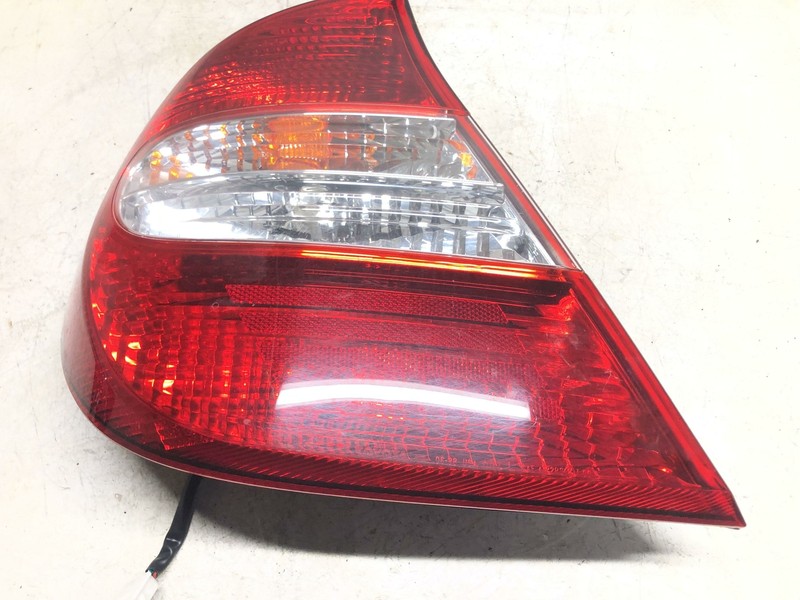02-04 Toyota Camry Rear Driver Left Tail Light Tail Lamp Oem 02 03 04
