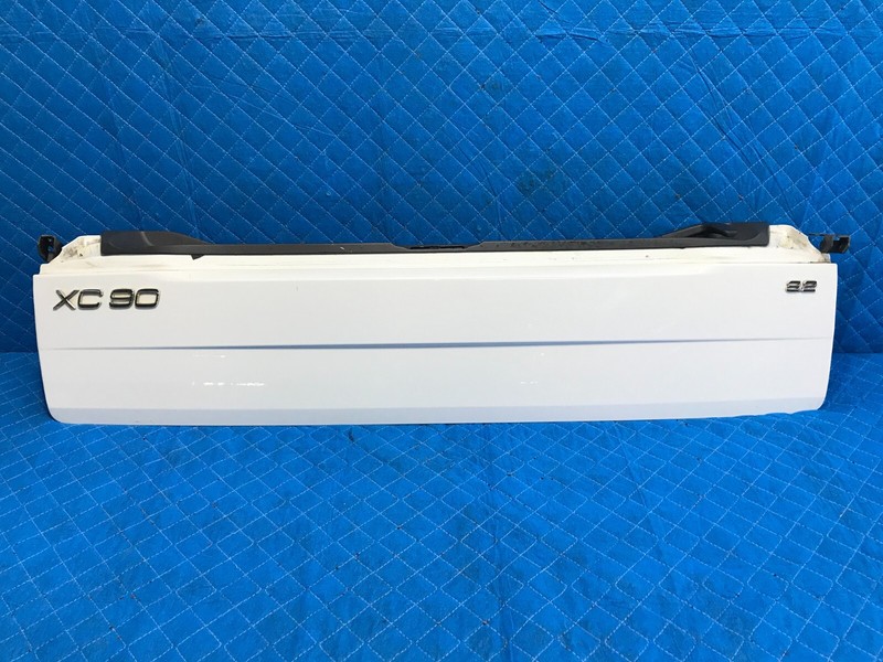 03-14 VOLVO XC90 LOWER TAILGATE OEM WHITE Panel w/ HINGES