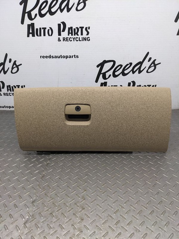 07-13 SILVERADO SIERRA TAHOE DASH DASHBOARD GLOVE BOX STORAGE COMPARTMENT TAN